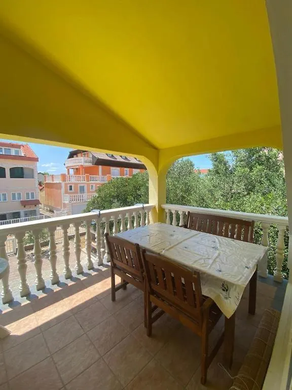 Simic Apartmani Nin Chorvatsko